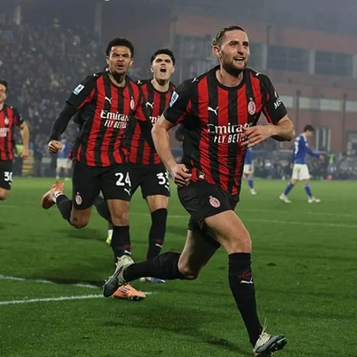Klasemen Liga Italia: AC Milan Pepet Inter Milan di Peringkat Dua, Napoli Ketiga