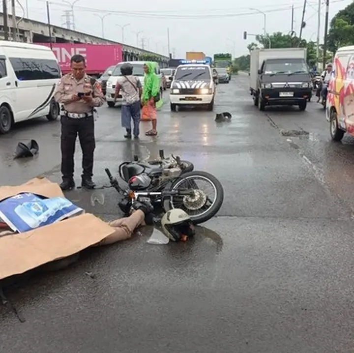 Dua Praja IPDN Tewas dalam Kecelakaan Maut Diduga Tabrak Lari di Sidoarjo