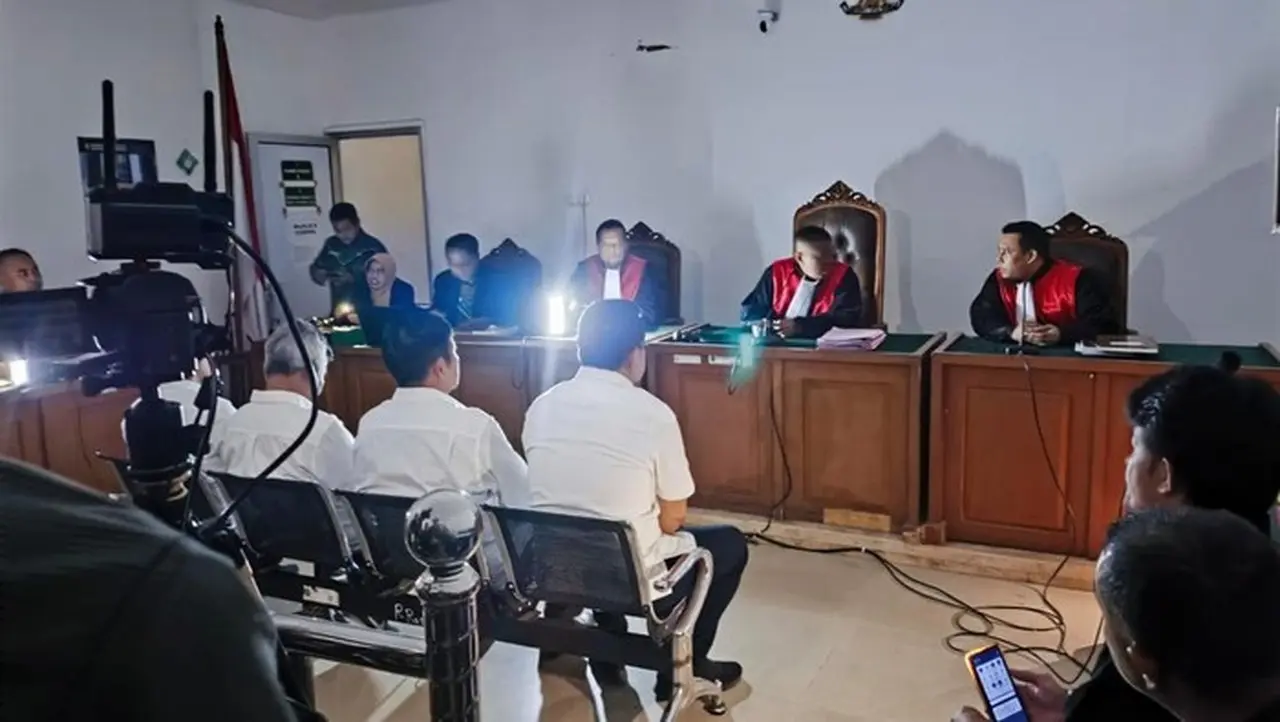 Wakil Ketua Dprd Kabupaten Ogan Komering Ulu (oku) 2024 2029 Parwanto Dan Anggota Dprd Oku Robi Vitergo Didakwa Menerima Suap Terkait Dana Aspirasi Atau Pokok Pikiran (pokir) Terkait Persetujuan Rapbd Kabupaten Oku. (dok Istimewa).