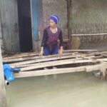 Banjir Bandang Pandeglang: Rumah Hancur, Modal Usaha Asniah Rp 1,7 Juta Lenyap