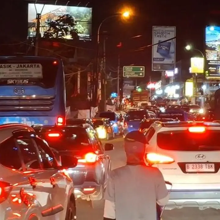 Macet di Jalur Puncak Bogor Malam Ini, Polres Siapkan Rekayasa Lalu Lintas