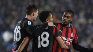 Drama Penalti Como vs Milan: Leao Kecewa, Nkunku Cetak Gol Penyelamat