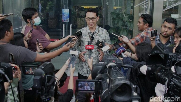 KPK Ungkap Pensiunan Kemnaker Beli Mobil Mewah dari Hasil Pemerasan Izin TKA