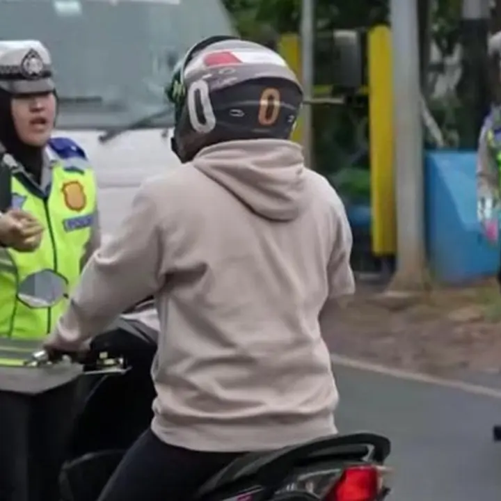 Polisi Intensifkan Penertiban Pengendara Lawan Arah di Jalan Lebak Bulus Setiap Hari
