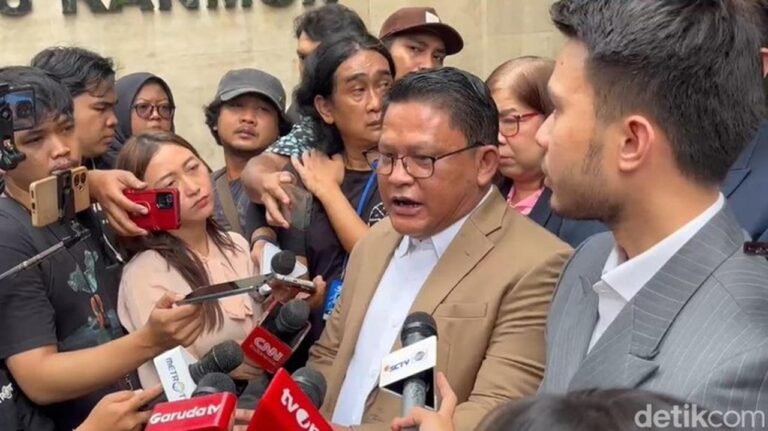 Pengacara Ungkap Alasan Jokowi Beri Restorative Justice ke Eggi Sudjana dan Damai Lubis