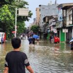 Banjir Meluas di Jakarta: 35 RT dan 23 Ruas Jalan Tergenang Akibat Hujan Deras