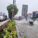 Banjir 30 Cm di Depan Balai Samudera Jakut, Contraflow Diterapkan untuk Atasi Kemacetan
