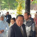 SBY Hadiri Pernikahan Sekpri Prabowo di TMII, Didampingi Kerabat Pengantin