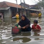 Banjir Pekalongan Meluas, Ketinggian Air Capai 1 Meter Rendam Ratusan Rumah Warga