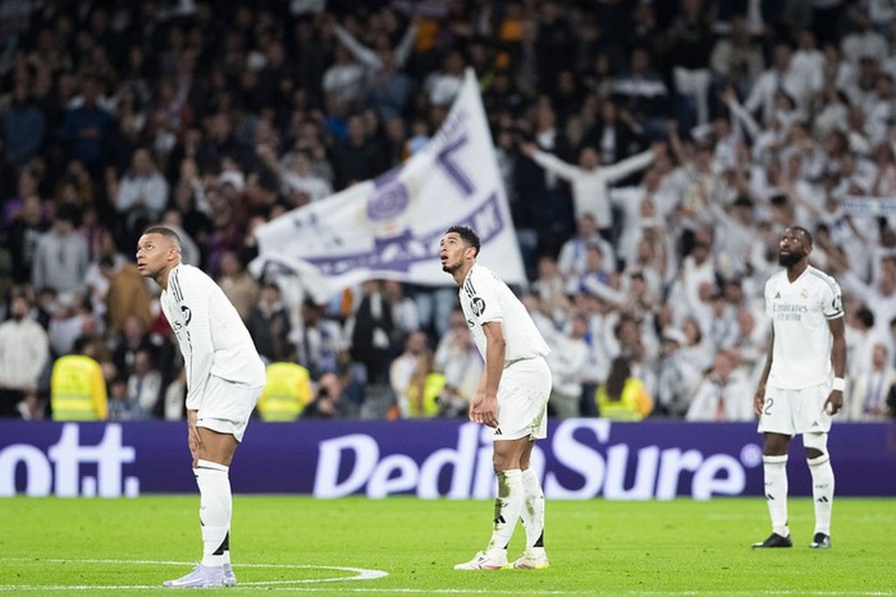 Real Madrid Dihujat Suporter Sendiri di Bernabeu, Drama Klub Memanas
