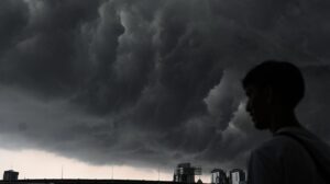 BPBD DKI Lanjutkan Modifikasi Cuaca hingga 22 Januari Antisipasi Hujan Lebat