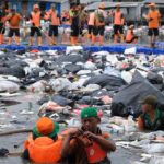 DLH DKI Angkut 137 Ton Sampah Ilegal di Laut Muara Baru, Oknum Swasta Diduga Pelaku