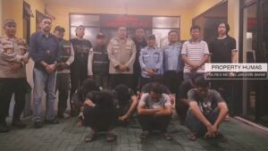 Oknum ‘Pak Ogah’ Raup Untung dari Penutupan Exit Tol Rawa Buaya, 6 Ditangkap