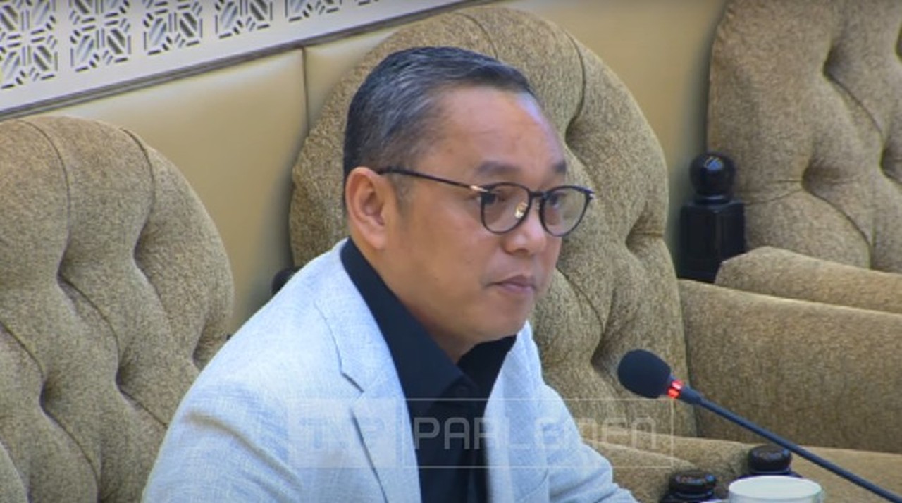 Deddy Sitorus Kritik Penanganan Bencana RI: Kita Selalu Tэрgagog-gagog, Bersyukur Rakyat Tak Pemarah