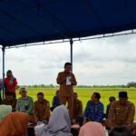 20 Tahun Rusak, Jalan Desa Badak Anom Tangerang Akhirnya Dibeton Gubernur Andra Soni