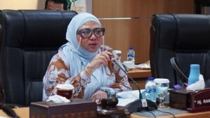 Gerindra DKI Desak Sanksi Tegas untuk Pembuang Sampah Ilegal di Tanggul Muara Baru