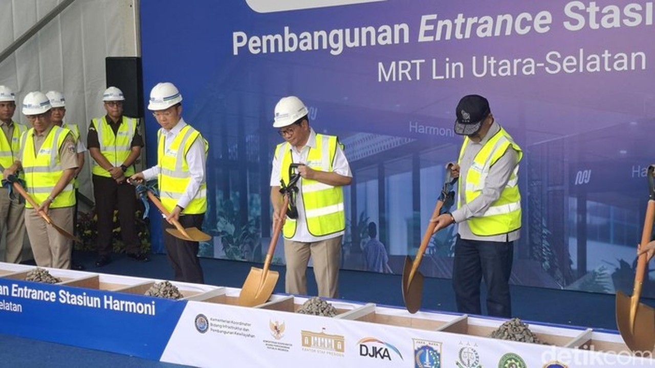 Pramono Anung Mulai Pembangunan Gerbang Stasiun Harmoni MRT, Prediksi Jadi TOD Tersibuk