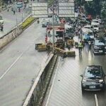 Truk Tabrak Pembatas Jalan Casablanca, Lalu Lintas ke Tanah Abang Terhambat