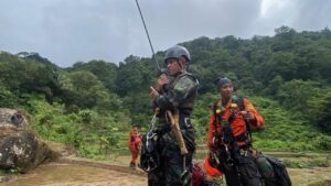 Jenazah Pertama Korban Pesawat ATR 42-500 Tiba di Maros, Segera Dibawa ke Makassar