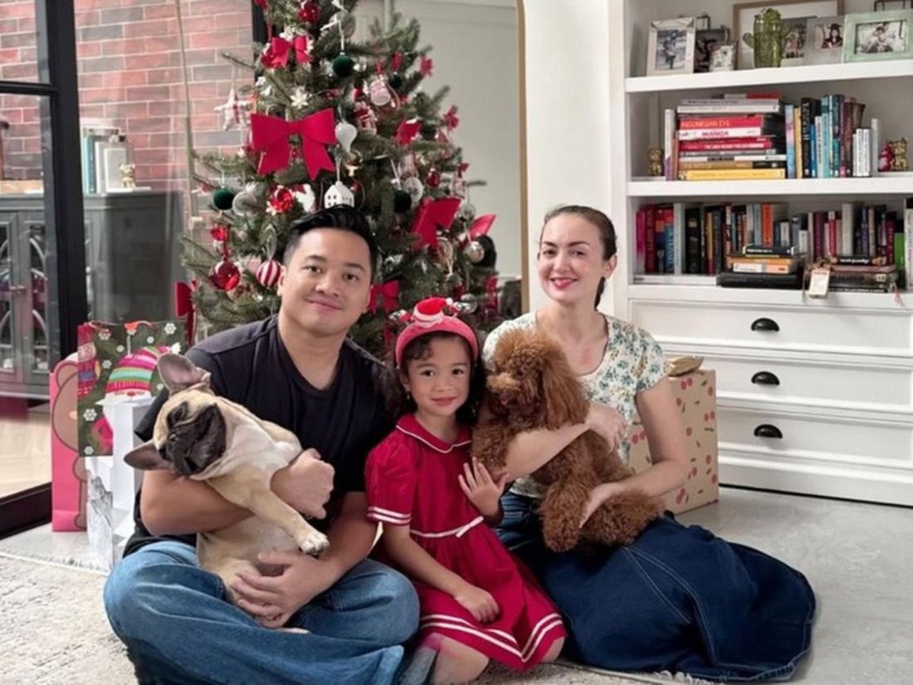 Rianti Cartwright Rela Kedinginan di Korea Demi Wujudkan Keinginan Putri Tercinta