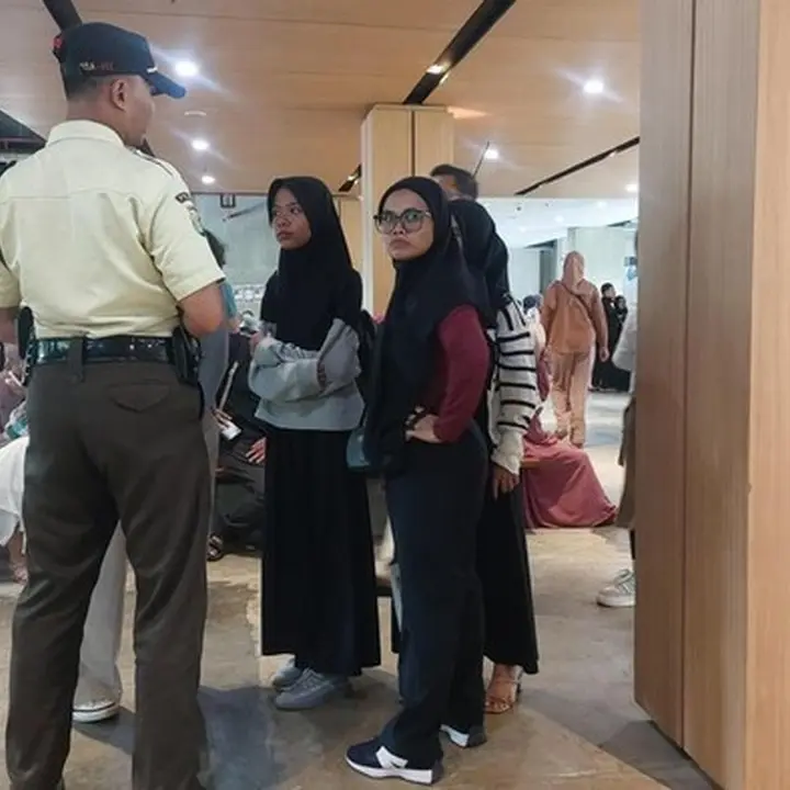 Antrean Panjang dan Tiket Habis, Rombongan Yaya Gagal Ajak Keponakan ke Planetarium TIM