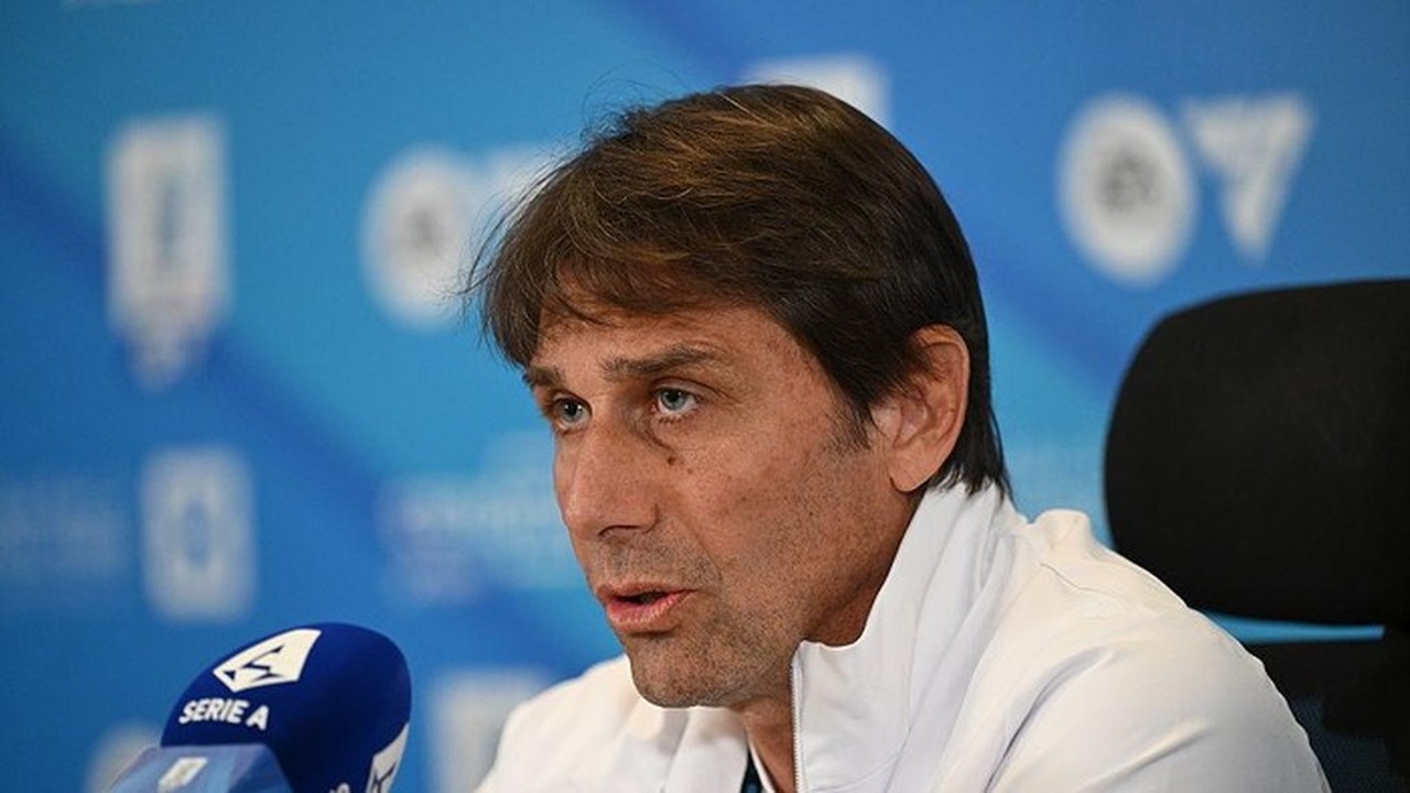 Antonio Conte Kritik Pelatih Muda Arogan, Sindir Ruben Amorim yang Tak Percaya Rasmus Hojlund?