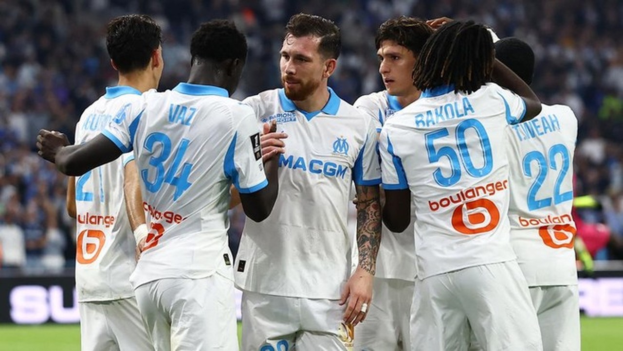 Roberto De Zerbi: Marseille Akan Bermain Menyerang Lawan Liverpool di Liga Champions