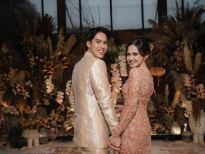 El Rumi Lamar Syifa Hadju, Ungkap Perasaan Bahagia dan Harapan Jelang Pernikahan