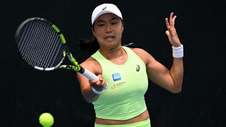 Australia Open 2026: Janice Tjen Tersingkir di Babak Kedua Usai Kalah dari Pliskova Australia Open 2026: Janice Tjen Tersingkir di Babak Kedua Usai Kalah dari Pliskova
