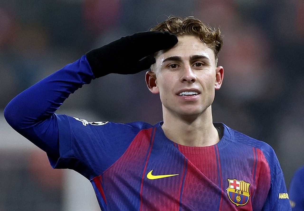 Fermin Lopez Bersinar di Barcelona: 10 Gol dan 10 Assist Musim Ini Fermin Lopez Bersinar di Barcelona: 10 Gol dan 10 Assist Musim Ini