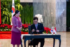 Puan Maharani dan Ketua Parlemen Korsel Bahas Kerja Sama Budaya, Pendidikan, dan Apresiasi PMI