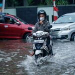 Banjir Meluas di Jakarta: 45 RT dan 22 Ruas Jalan Tergenang Akibat Hujan Deras