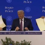 Prabowo Teken Piagam Dewan Perdamaian Gaza Bentukan Donald Trump di Davos