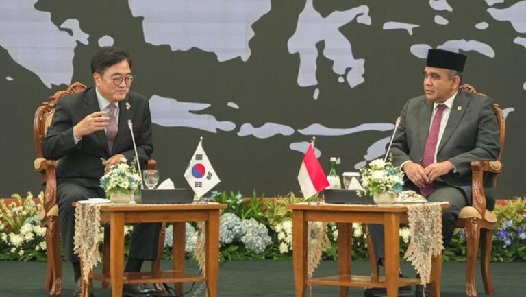 Ahmad Muzani dan Ketua Parlemen Korsel Bahas Kerja Sama hingga Kisah Heroik PMI Sugianto Ahmad Muzani dan Ketua Parlemen Korsel Bahas Kerja Sama hingga Kisah Heroik PMI Sugianto