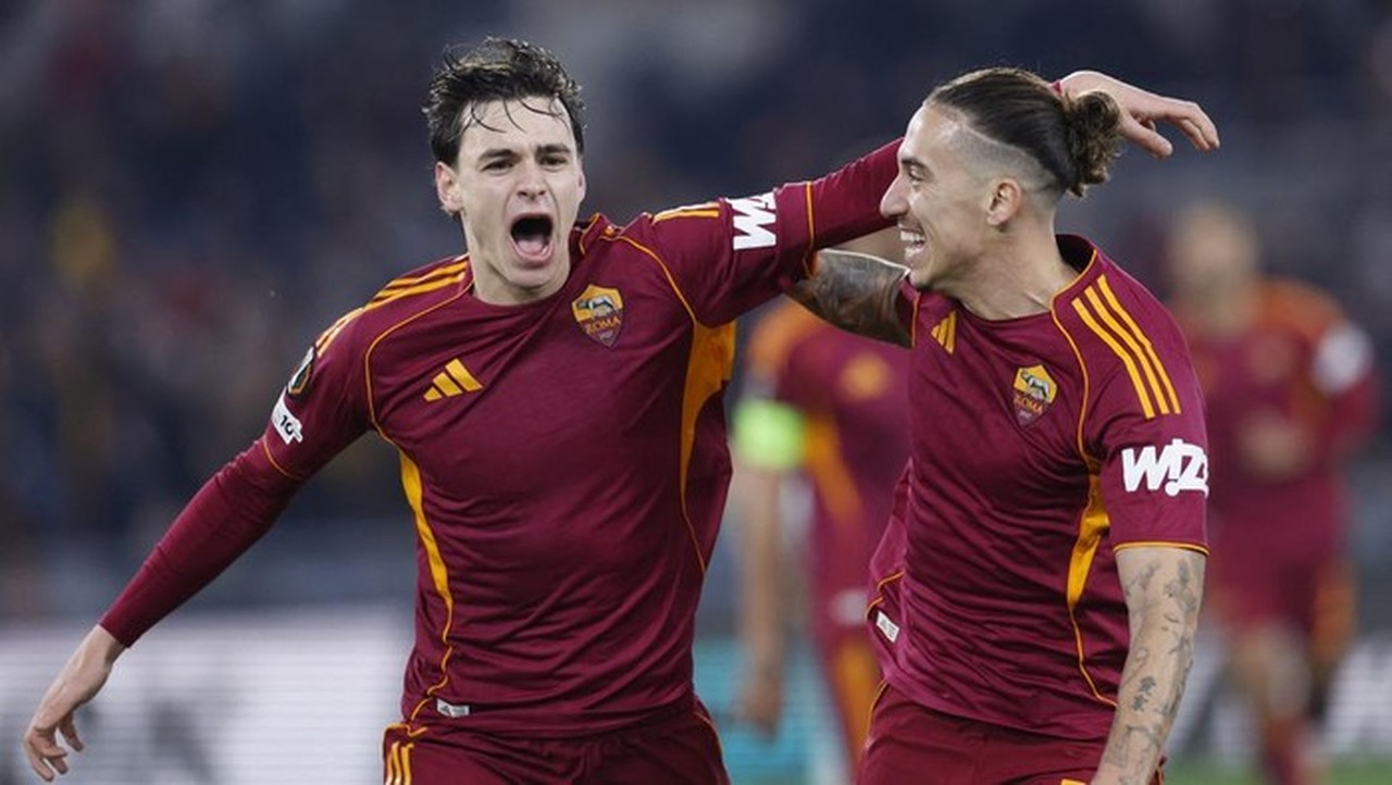 Dua Gol Niccolo Pisilli Bawa AS Roma Taklukkan Stuttgart di Liga Europa Dua Gol Niccolo Pisilli Bawa AS Roma Taklukkan Stuttgart di Liga Europa
