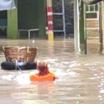 Banjir Kiriman Bogor Rendam Kebon Pala Jakarta Timur, Air Capai 130 Cm