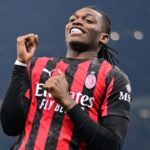 Allegri Ungkap Alasan Tak Suka Leao Main di Tepi Lapangan, Ini Penjelasannya