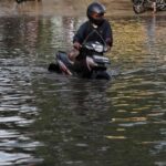 Jalan Daan Mogot Jakarta Barat Terendam Banjir, Ketinggian Air Capai 40 Cm