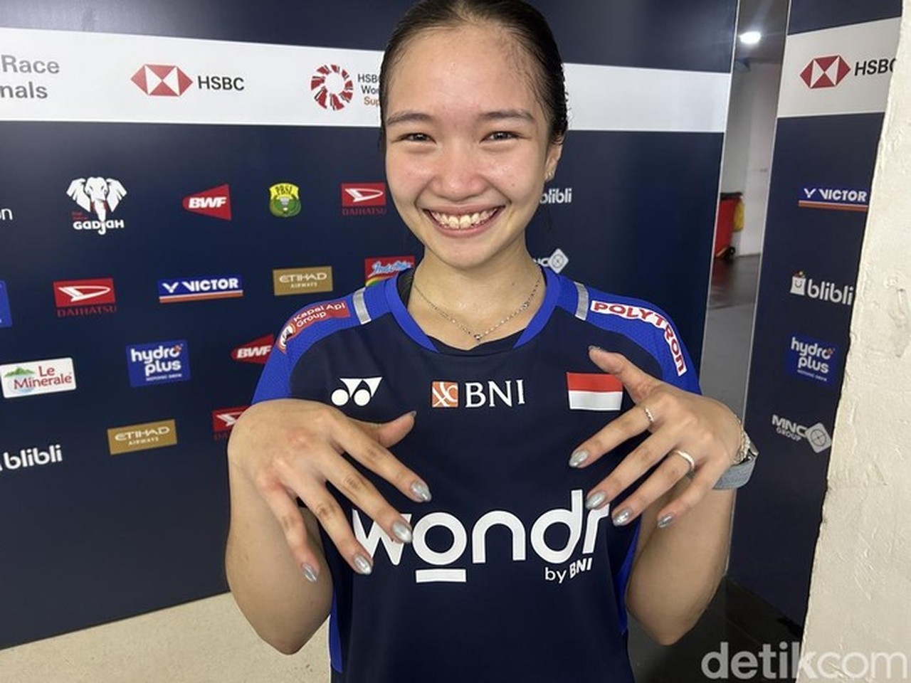 Rachel Allessya Rose: Kuku Berbintang Biru Jadi Apresiasi untuk Ayah Tercinta