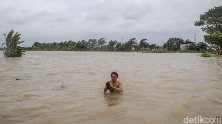 Banjir Sukawangi Bekasi Meluas, Ribuan Keluarga Mengungsi Akibat Luapan Kali CBL