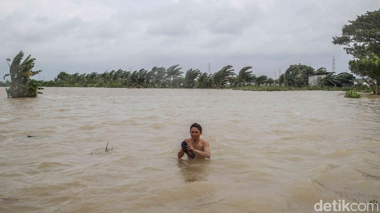 Banjir Sukawangi Bekasi Meluas, Ribuan Keluarga Mengungsi Akibat Luapan Kali CBL