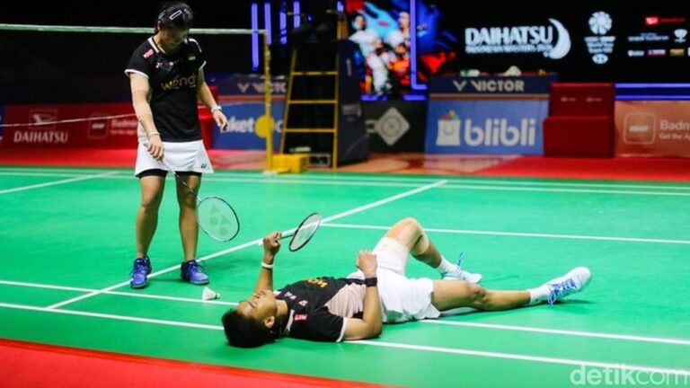 Indonesia Masters 2026: Jafar/Feli Takluk di Semifinal Akibat Tekanan Lawan Indonesia Masters 2026: Jafar/Feli Takluk di Semifinal Akibat Tekanan Lawan