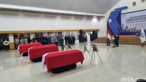 KKP Gelar Penghormatan Terakhir untuk 3 Korban Pesawat ATR 42-500 di Maros
