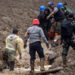 Kendala Tanah Labil Hambat Pencarian Puluhan Korban Longsor Cisarua Bandung Barat