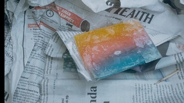 Polisi Pastikan Es Kue Jadul di Jakpus Aman Dikonsumsi, Tak Gunakan Spons Polisi Pastikan Es Kue Jadul di Jakpus Aman Dikonsumsi, Tak Gunakan Spons