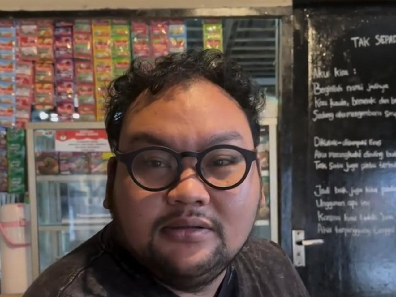 Fico Fachriza Ubah Pengalaman Kelam Judi dan Pinjol Jadi Materi Komedi ‘Klatak’