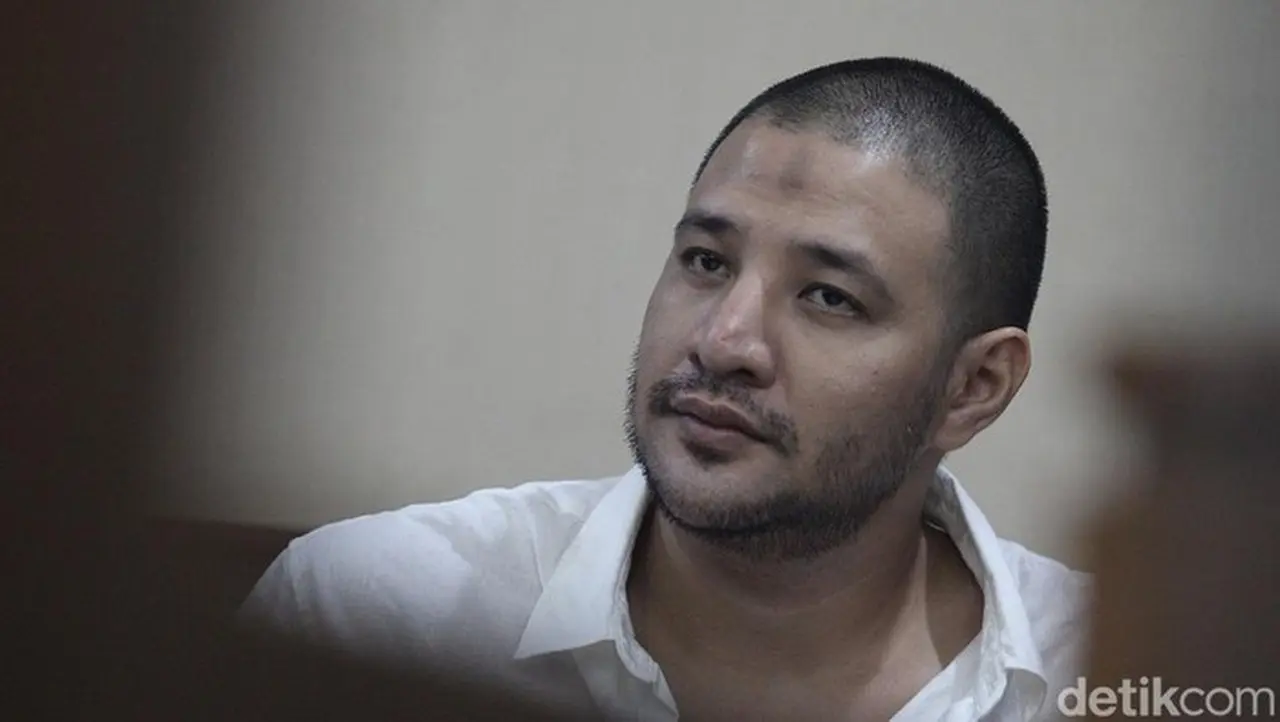 Potret Ammar Zoni Perdana Hadir Langsung Persidangan Kasus Narkoba. Foto: Ari Saputra/detikfoto