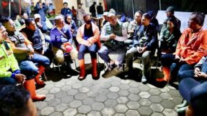 Cucun Ahmad Syamsurijal Evaluasi Penanganan Longsor Bandung Barat, Pastikan Bantuan Optimal