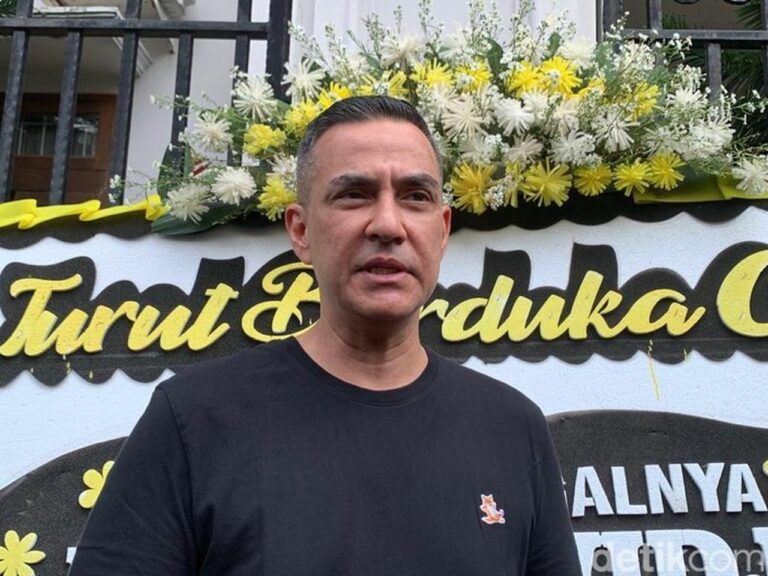 Ferdy Hasan Ungkap Momen Terakhir Bertemu Lucky Widja Sebelum Sang Vokalis Berpulang