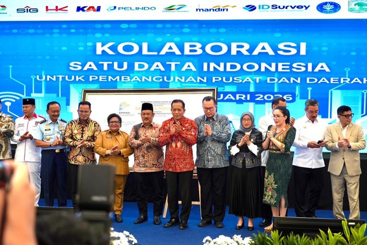 Satu Data Indonesia Diluncurkan, Menkop Ferry Yakin Percepat Pembangunan Kopdes Merah Putih Satu Data Indonesia Diluncurkan, Menkop Ferry Yakin Percepat Pembangunan Kopdes Merah Putih